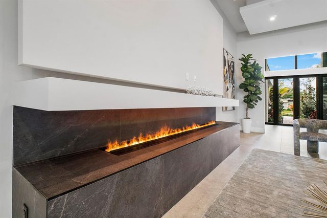 315 Ellamar Road, West Palm Beach, FL 33405