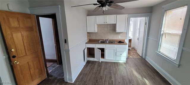 11704 Matherson Avenue, Cleveland, OH 44135