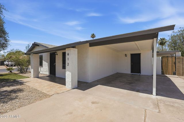 612 W FARMDALE Avenue, Mesa, AZ 85210
