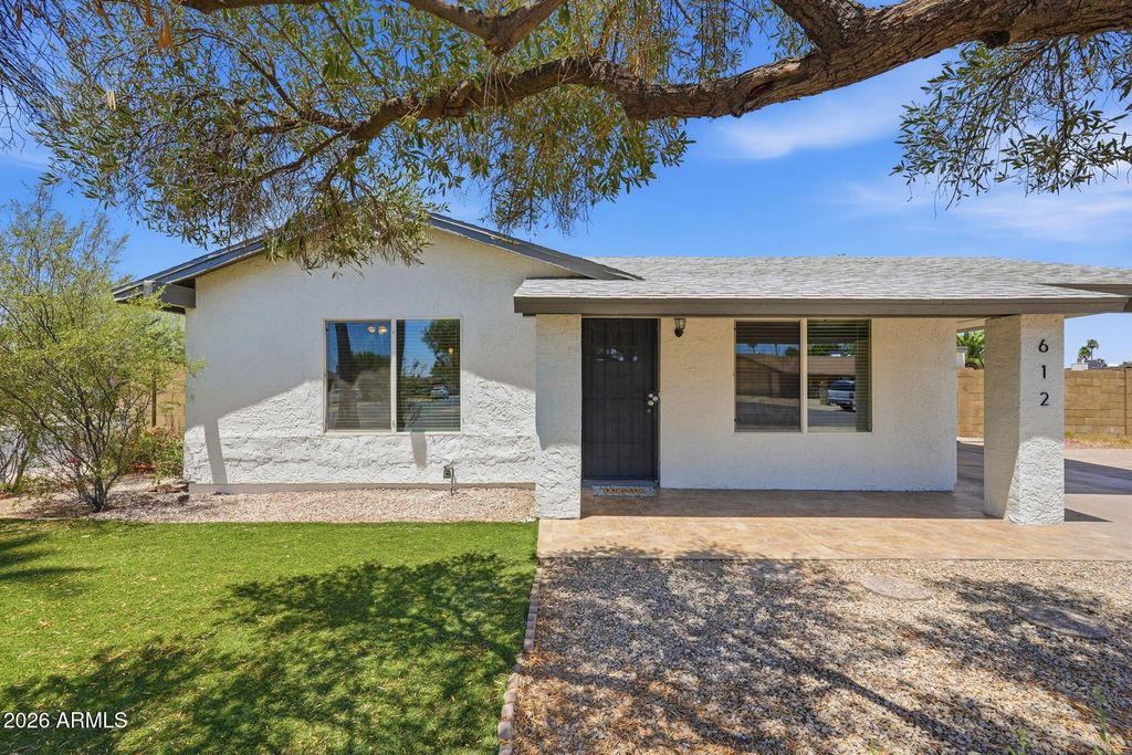 612 W FARMDALE Avenue, Mesa, AZ 85210