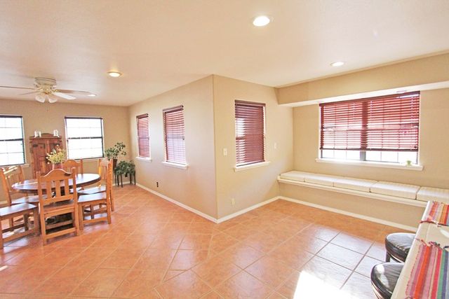 514 E John W Rd, Alpine, TX 79830