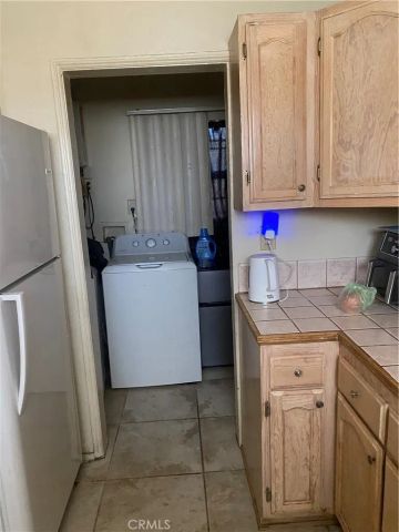 2115 W 102nd, Los Angeles, CA 90047