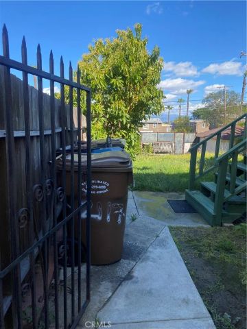 2115 W 102nd, Los Angeles, CA 90047