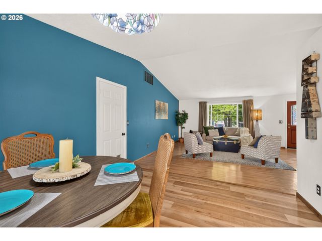 1801 Sw TAMARACK St, Mc Minnville, OR 97128