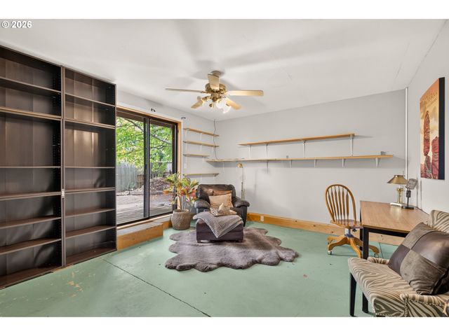 1801 Sw TAMARACK St, Mc Minnville, OR 97128