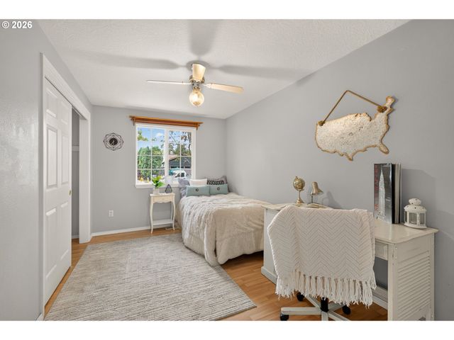 1801 Sw TAMARACK St, Mc Minnville, OR 97128