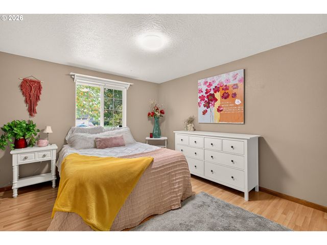 1801 Sw TAMARACK St, Mc Minnville, OR 97128