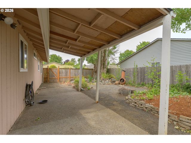1801 Sw TAMARACK St, Mc Minnville, OR 97128