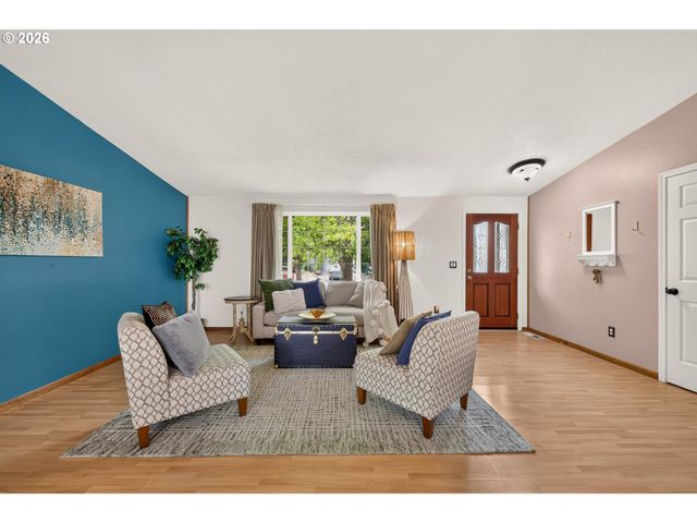1801 Sw TAMARACK St, Mc Minnville, OR 97128