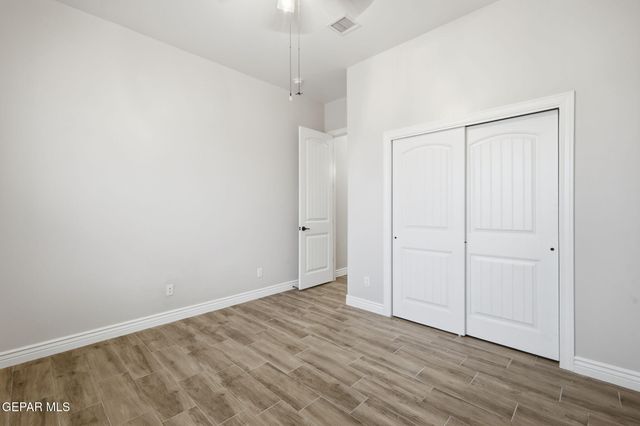 219 Emerald Brass, Horizon City, TX 79928