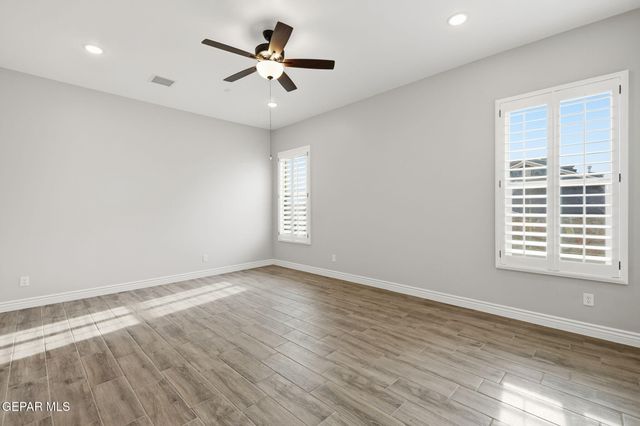 219 Emerald Brass, Horizon City, TX 79928