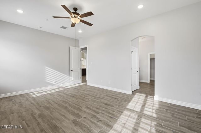 219 Emerald Brass, Horizon City, TX 79928