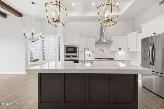 219 Emerald Brass, Horizon City, TX 79928