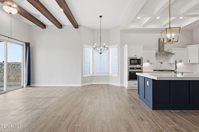 219 Emerald Brass, Horizon City, TX 79928