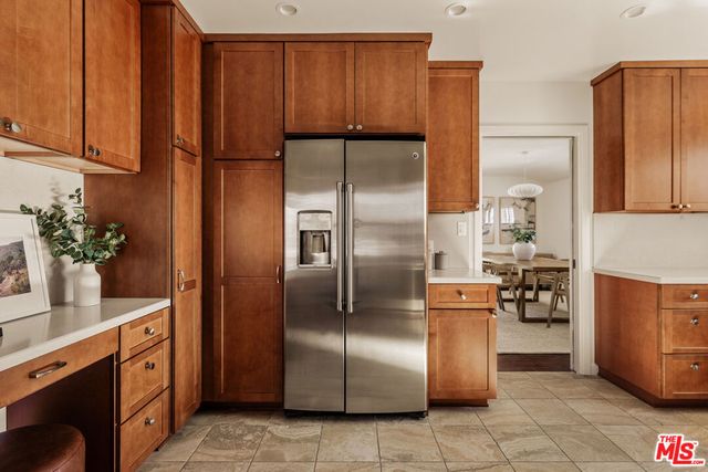 5124 S Corning Avenue, Los Angeles, CA 90056