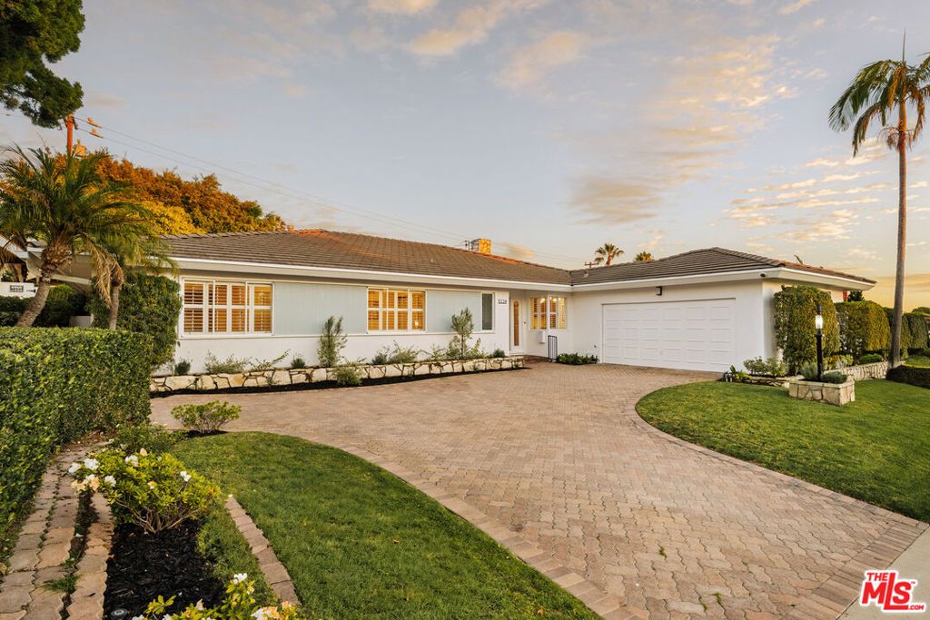 5124 S Corning Avenue, Los Angeles, CA 90056