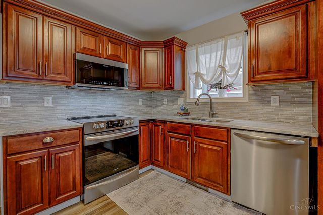 713 Heritage Drive, Trenton, OH 45067