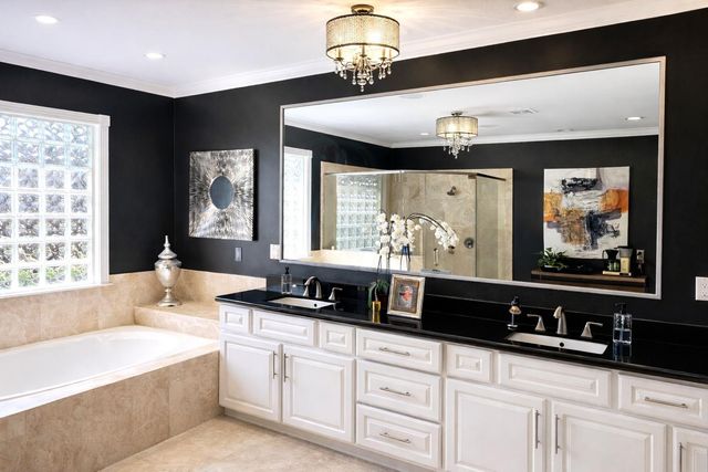 403 W 32nd Street, Houston, TX 77018