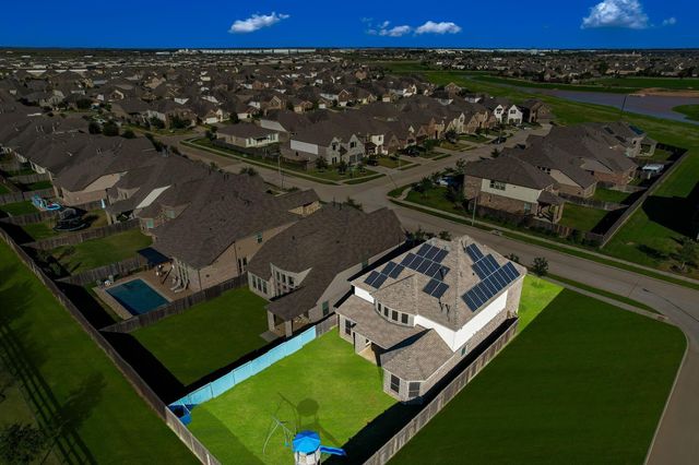 9881 Western Sky Drive, Brookshire, TX 77423