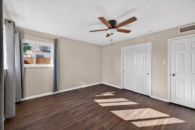 1524 W Fountain Way, Fresno, CA 93705