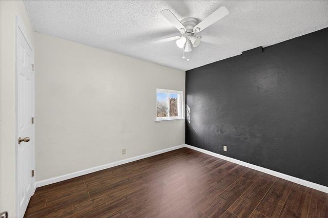 1524 W Fountain Way, Fresno, CA 93705