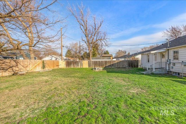 1733 S Shoshone St, Boise, ID 83705