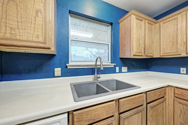 502 Columbine Ave, Cedar Park, TX 78613