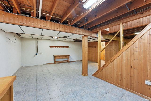 2225 Dellwood Drive, Fort Wayne, IN 46803