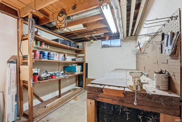 2225 Dellwood Drive, Fort Wayne, IN 46803