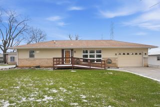 2225 Dellwood Drive, Fort Wayne, IN 46803