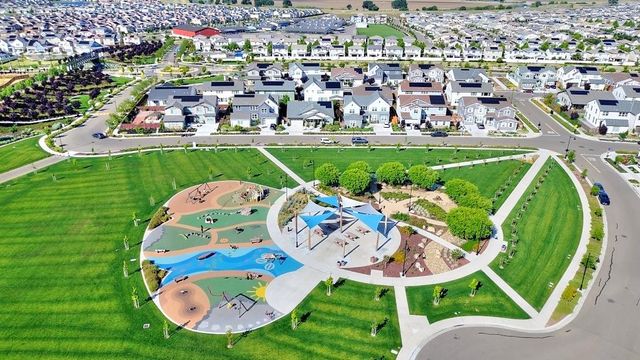 2995 Middlebury Dr, Lathrop, CA 95330