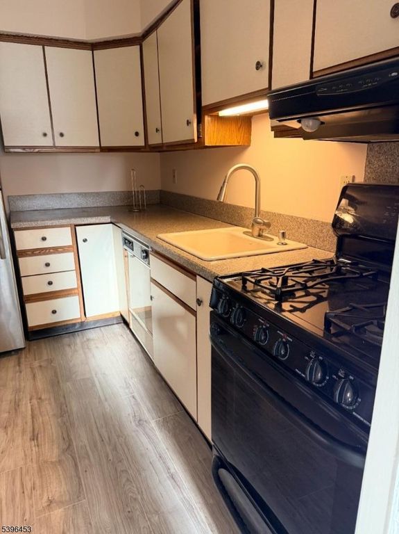 640 Franklin Ave 1p, Nutley Twp., NJ 07110