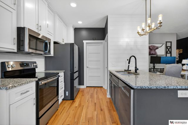 413 Eastwood Drive, Louisville, NE 68037