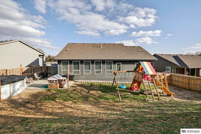 413 Eastwood Drive, Louisville, NE 68037