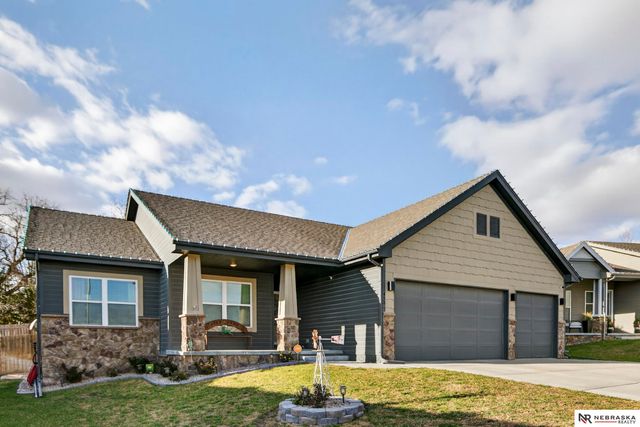 413 Eastwood Drive, Louisville, NE 68037