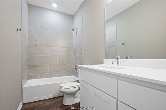 1245 Storm Row, Bryan, TX 77808