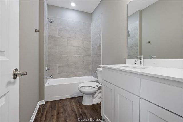 1245 Storm Row, Bryan, TX 77808