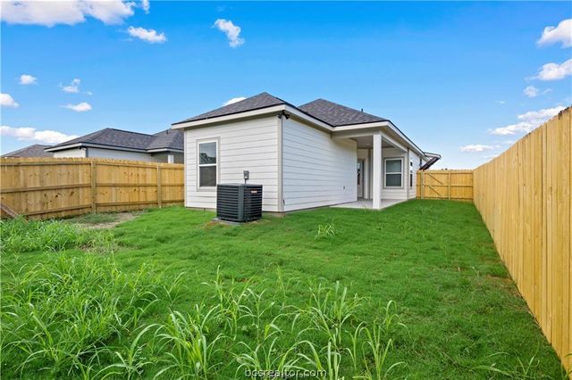 1245 Storm Row, Bryan, TX 77808