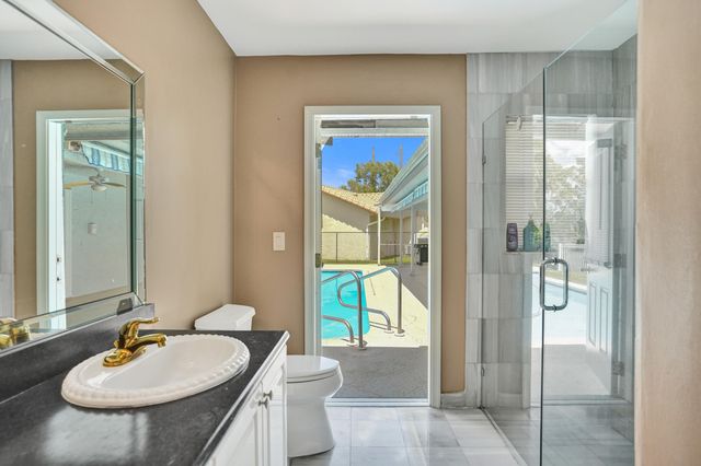 9224 Sun Pointe Drive, Boynton Beach, FL 33437