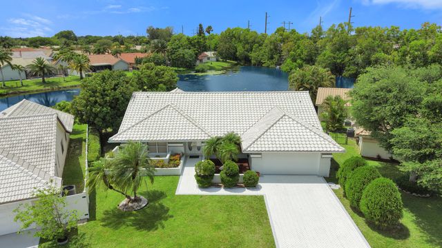 9224 Sun Pointe Drive, Boynton Beach, FL 33437