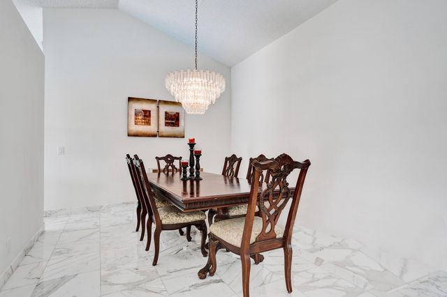 9224 Sun Pointe Drive, Boynton Beach, FL 33437