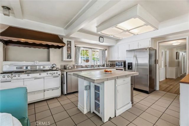 20812 Devonshire, Chatsworth, CA 91311