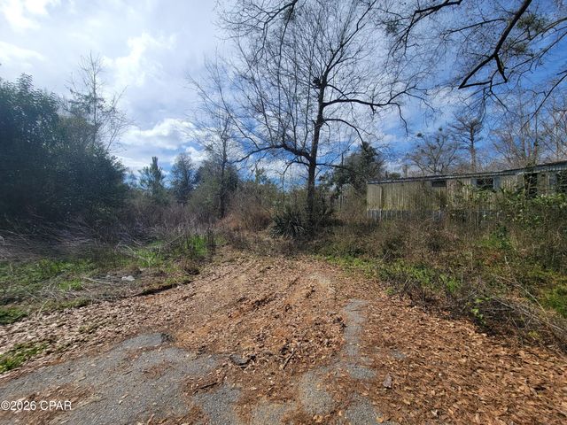 2905 Circle T Way, Marianna, FL 32448