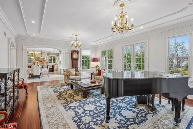 15 Arden Pl, Millburn Twp., NJ 07078