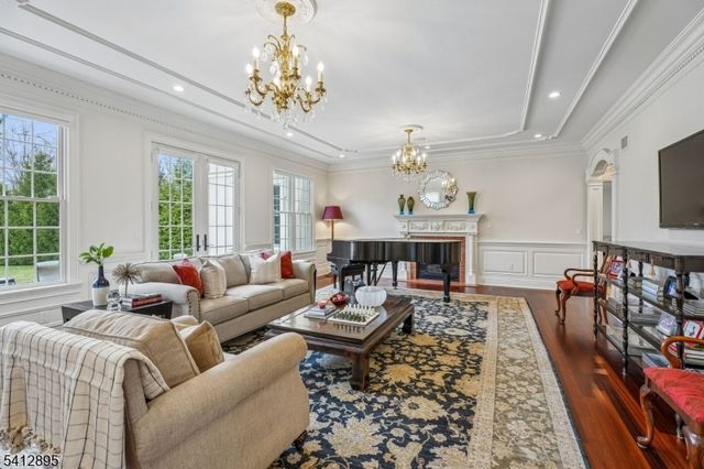 15 Arden Pl, Millburn Twp., NJ 07078