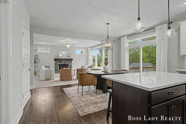 6342 Eaglewood Drive, Hudsonville, MI 49426