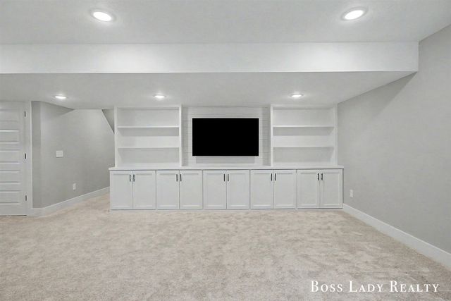 6342 Eaglewood Drive, Hudsonville, MI 49426