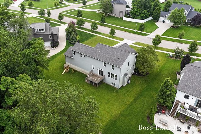 6342 Eaglewood Drive, Hudsonville, MI 49426
