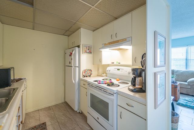 2905 Victoria Place, Coconut Creek, FL 33066