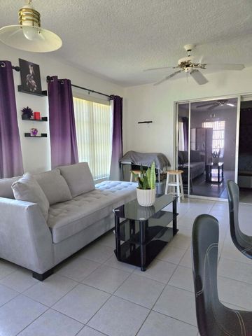 4504 NW 43rd Terrace, Tamarac, FL 33319